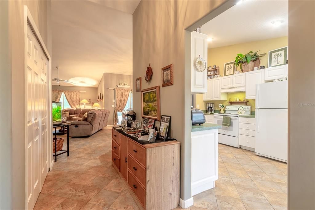 Active With Contract: $429,000 (4 beds, 2 baths, 1772 Square Feet)