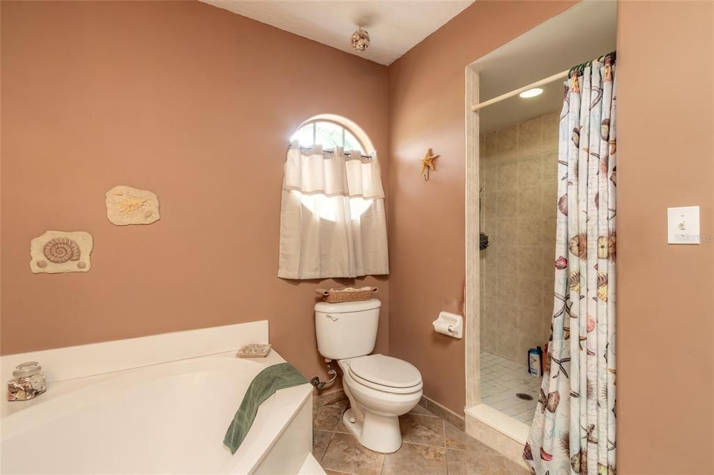 Active With Contract: $429,000 (4 beds, 2 baths, 1772 Square Feet)