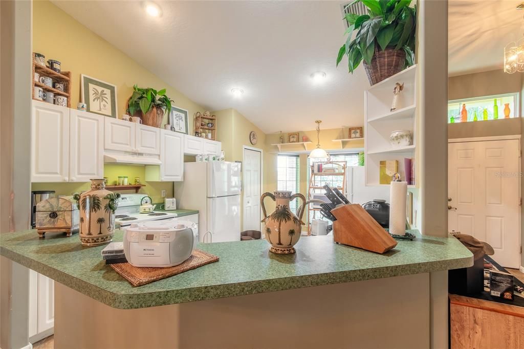 Active With Contract: $429,000 (4 beds, 2 baths, 1772 Square Feet)