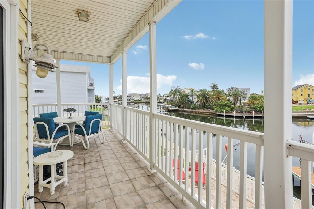 2nd floor waterfront deck