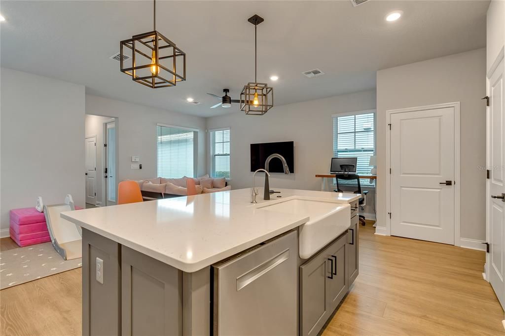 Active With Contract: $549,000 (3 beds, 2 baths, 1589 Square Feet)