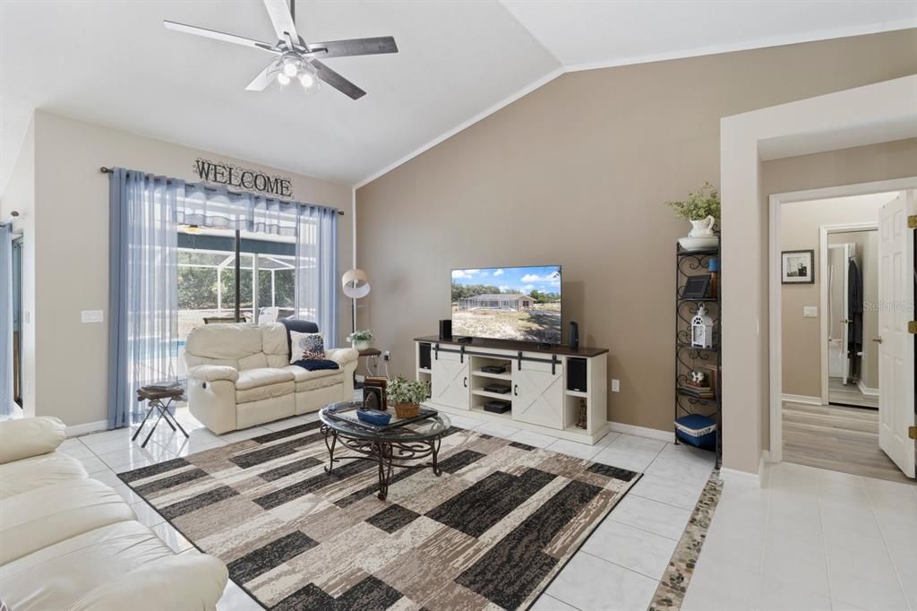Active With Contract: $495,000 (3 beds, 2 baths, 2023 Square Feet)