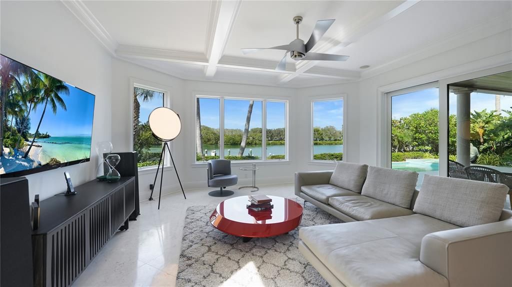 Family room off the kitchen