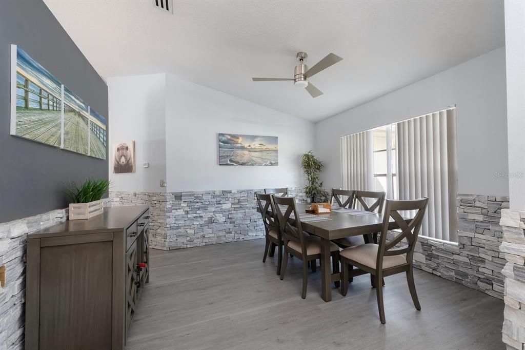 Active With Contract: $529,900 (3 beds, 2 baths, 2022 Square Feet)