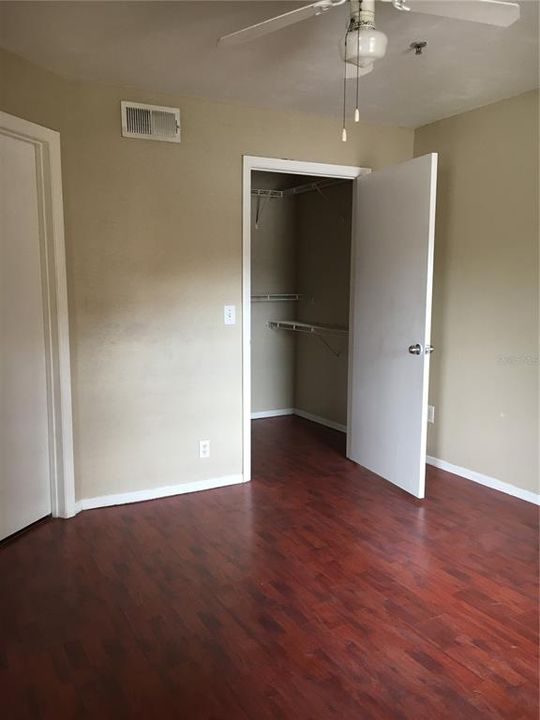 For Rent: $1,300 (1 beds, 1 baths, 530 Square Feet)