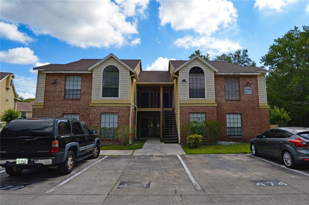 Recently Sold: $180,000 (1 beds, 1 baths, 684 Square Feet)
