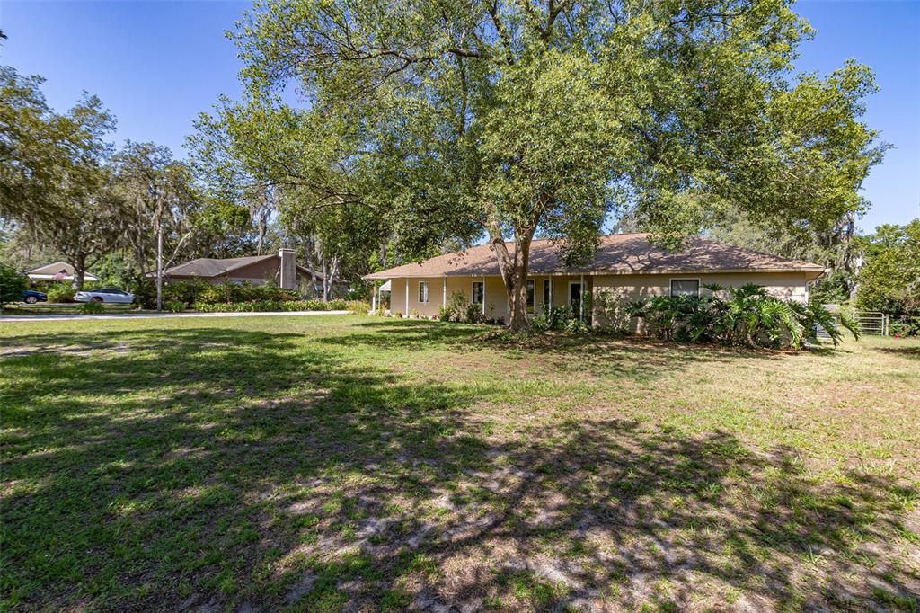 Active With Contract: $372,000 (4 beds, 2 baths, 1680 Square Feet)