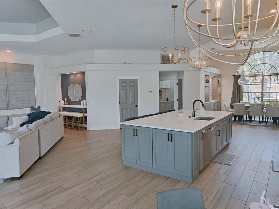 Active With Contract: $1,492,000 (4 beds, 3 baths, 4188 Square Feet)