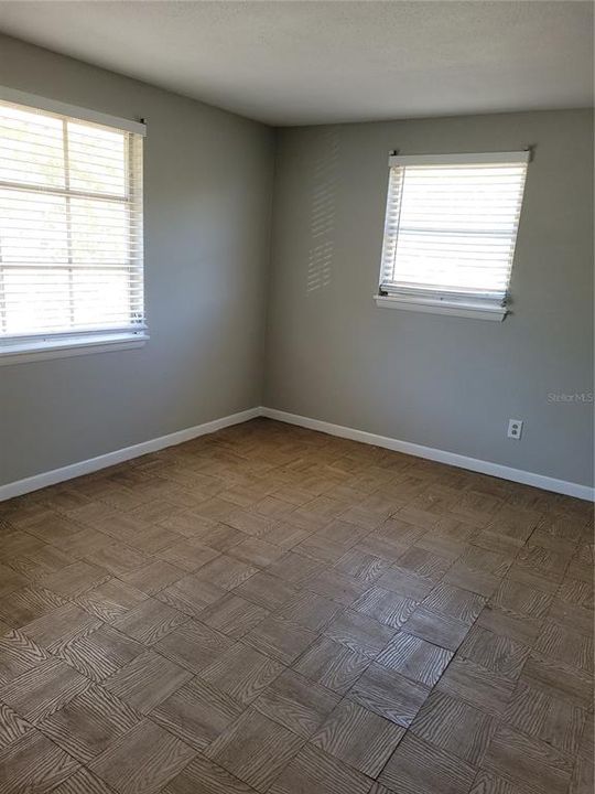 Active With Contract: $2,200 (4 beds, 2 baths, 1474 Square Feet)