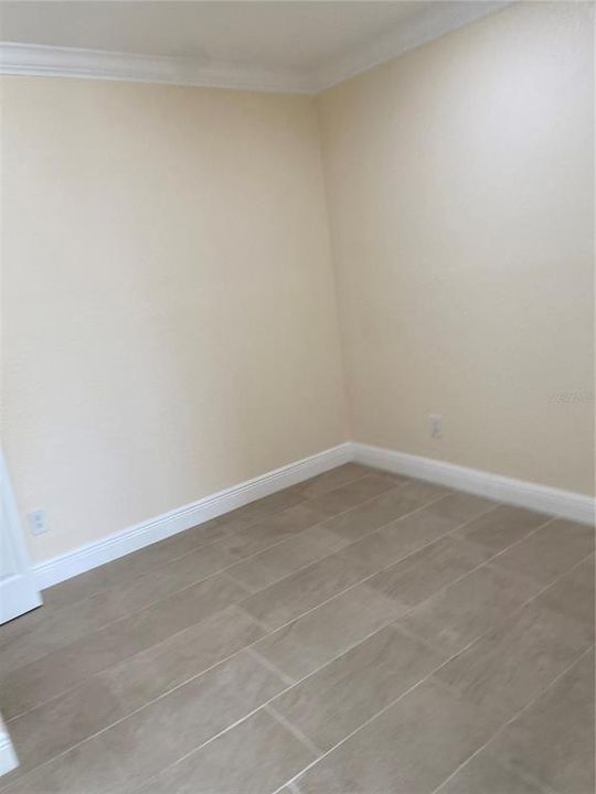 Active With Contract: $1,830 (1 beds, 1 baths, 500 Square Feet)