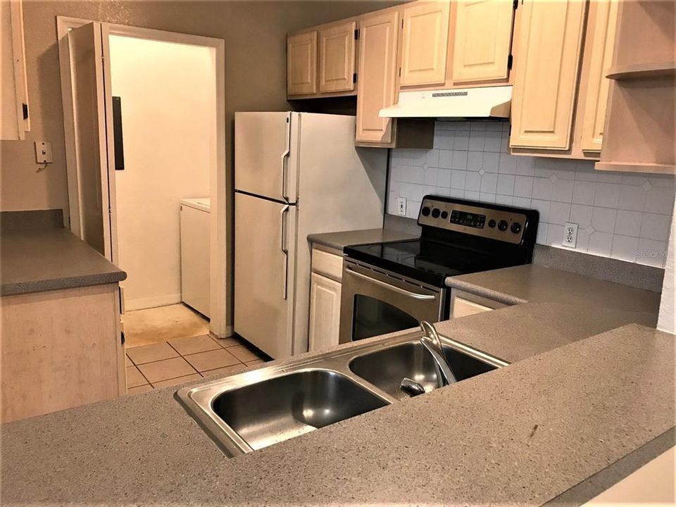 For Sale: $209,900 (3 beds, 2 baths, 1220 Square Feet)