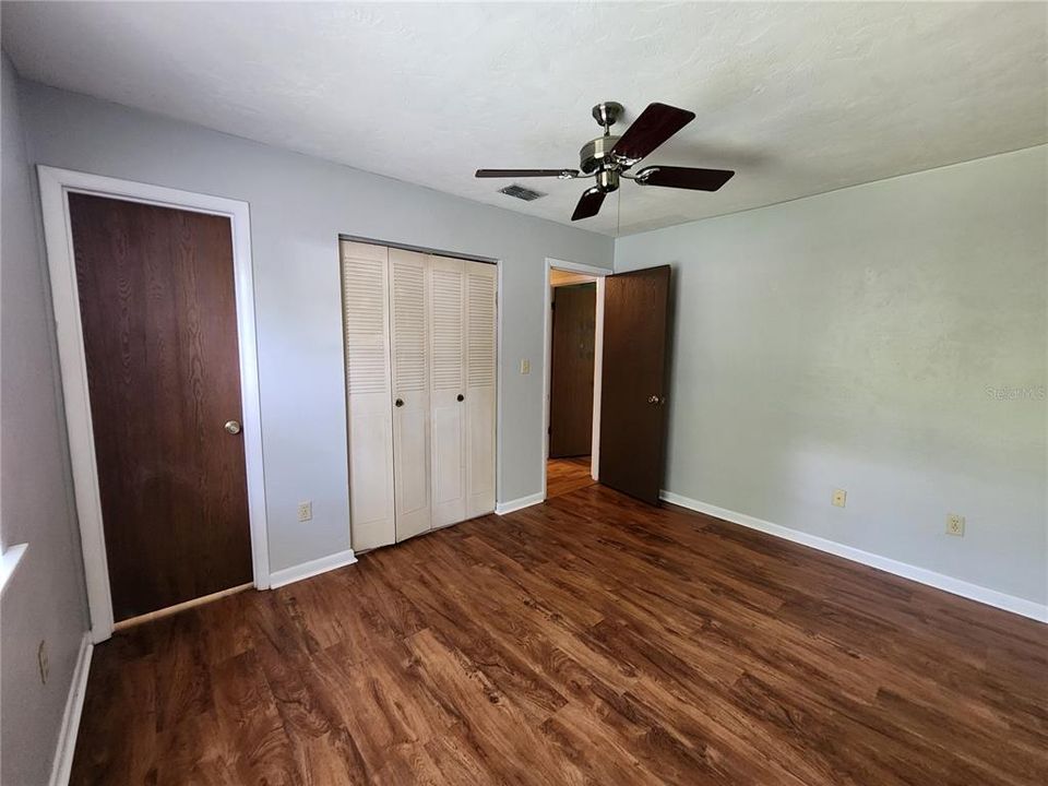For Rent: $1,800 (3 beds, 1 baths, 1058 Square Feet)