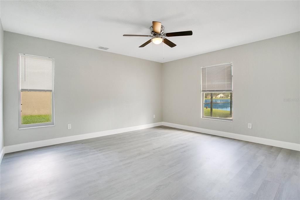 Active With Contract: $439,000 (4 beds, 2 baths, 2008 Square Feet)