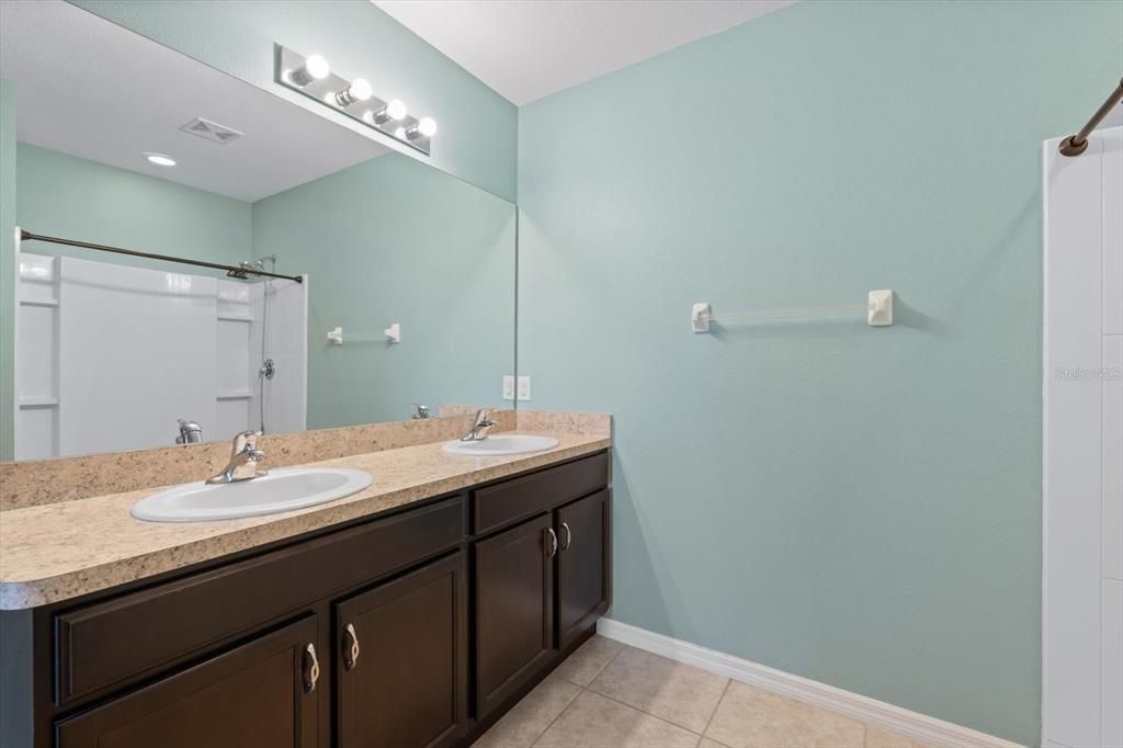 Active With Contract: $379,000 (3 beds, 2 baths, 1690 Square Feet)