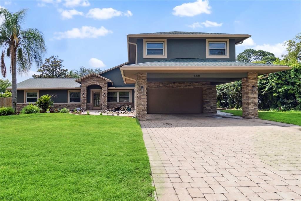 Envy of the neighbors - Front view with pavers and ample parking