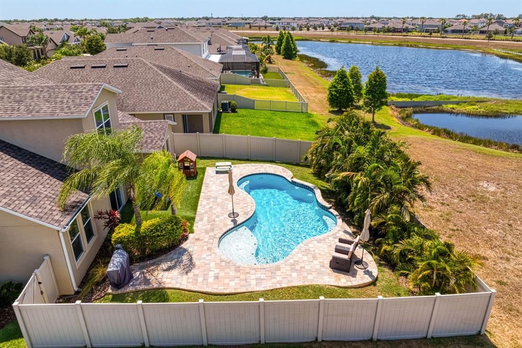 Views of the backyard and rear ponds