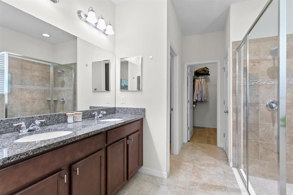 Primary bath with dual sinks and granite counters