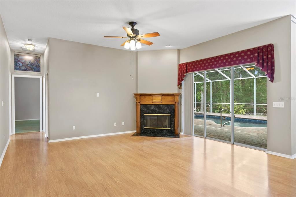 Pocket sliding doors from the family room out to the pool