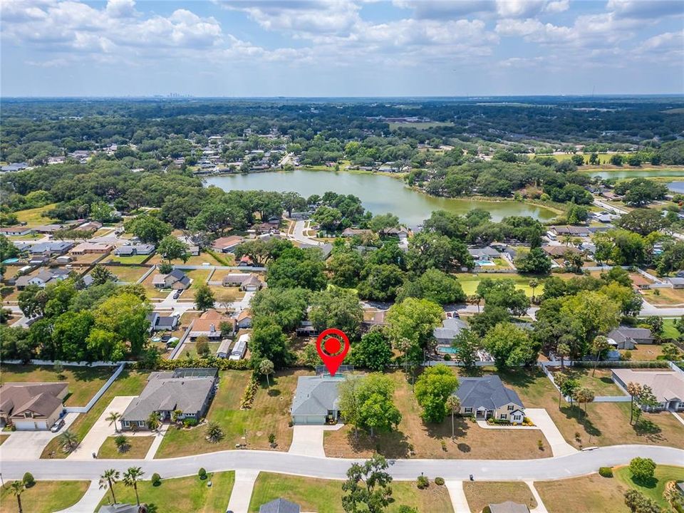 For Sale: $750,000 (4 beds, 3 baths, 2980 Square Feet)