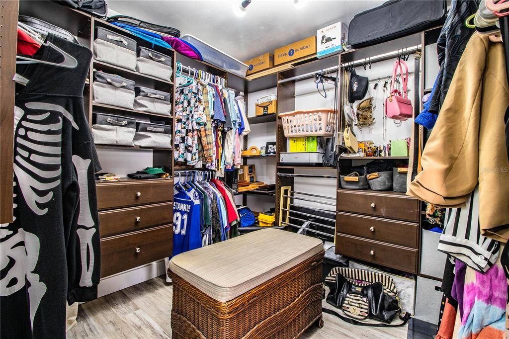 MASTER BEDROOM CLOSET