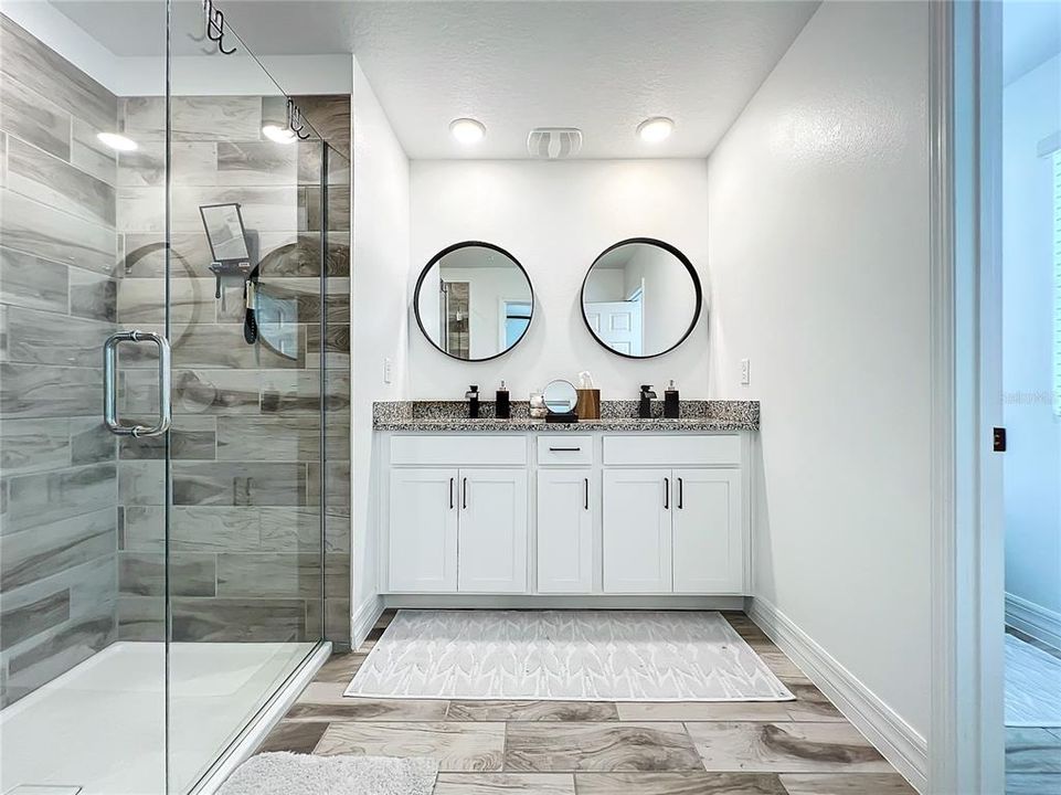 Contemporary Primary Bathroom W/Double Sinks