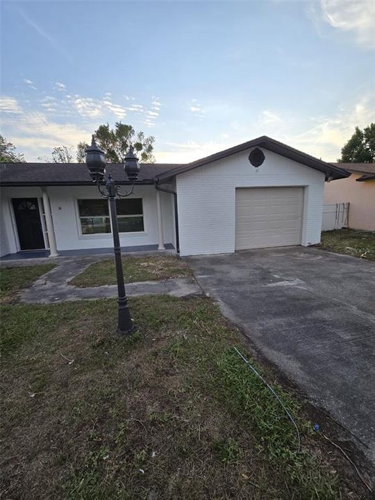 Recently Sold: $199,900 (2 beds, 2 baths, 1110 Square Feet)