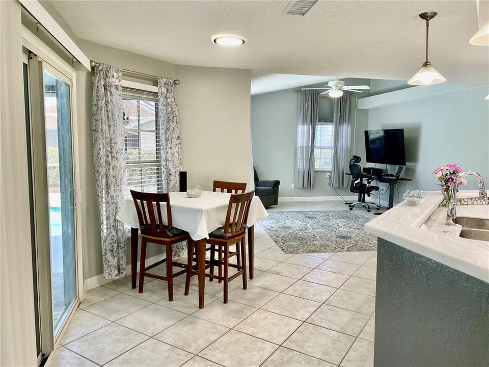 Dinette area in kitchen