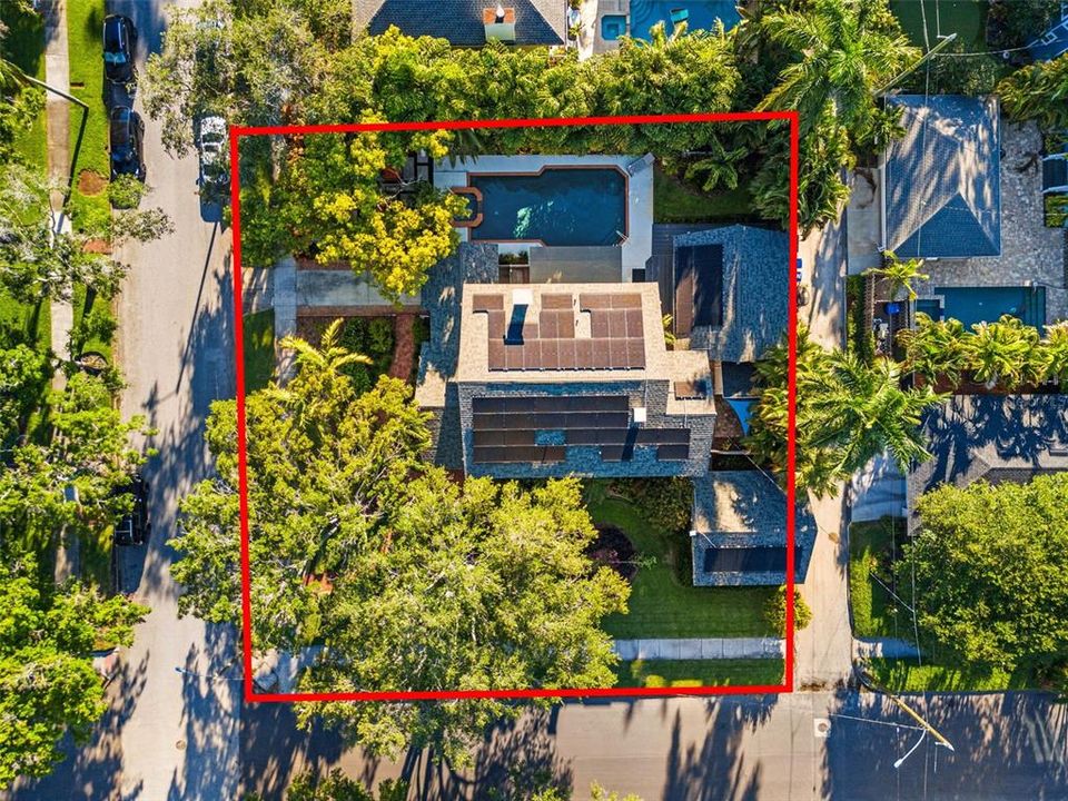 Recently Sold: $2,250,000 (4 beds, 3 baths, 3233 Square Feet)