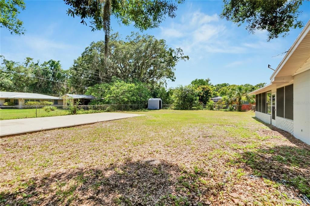 Recently Sold: $360,340 (3 beds, 2 baths, 2203 Square Feet)