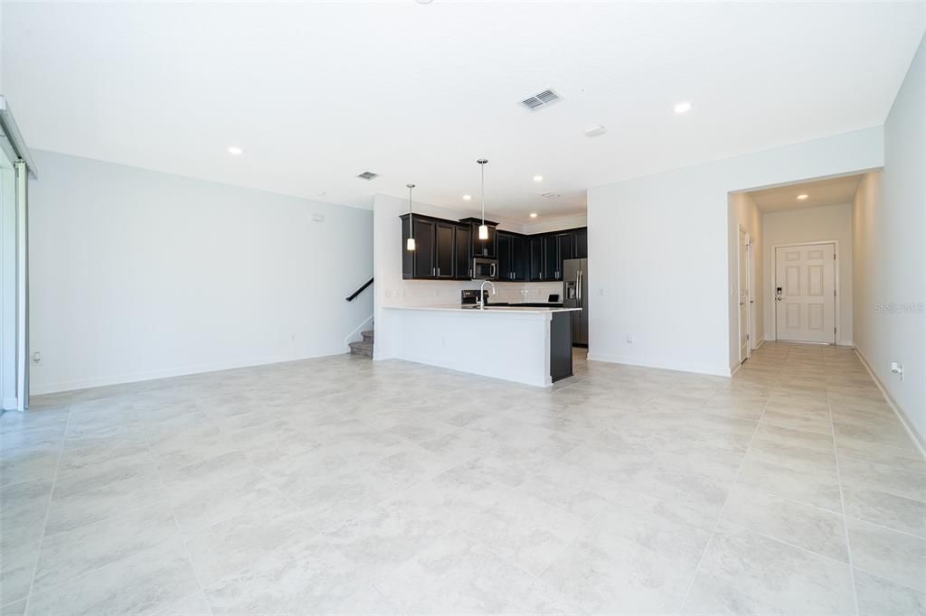 Active With Contract: $379,900 (3 beds, 2 baths, 1741 Square Feet)