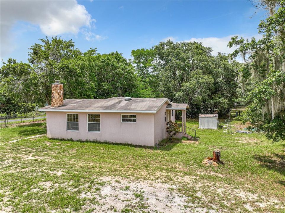 Active With Contract: $175,000 (3 beds, 2 baths, 1504 Square Feet)