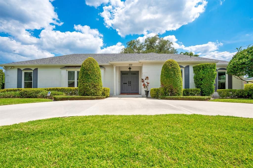 For Sale: $1,385,000 (4 beds, 3 baths, 2306 Square Feet)