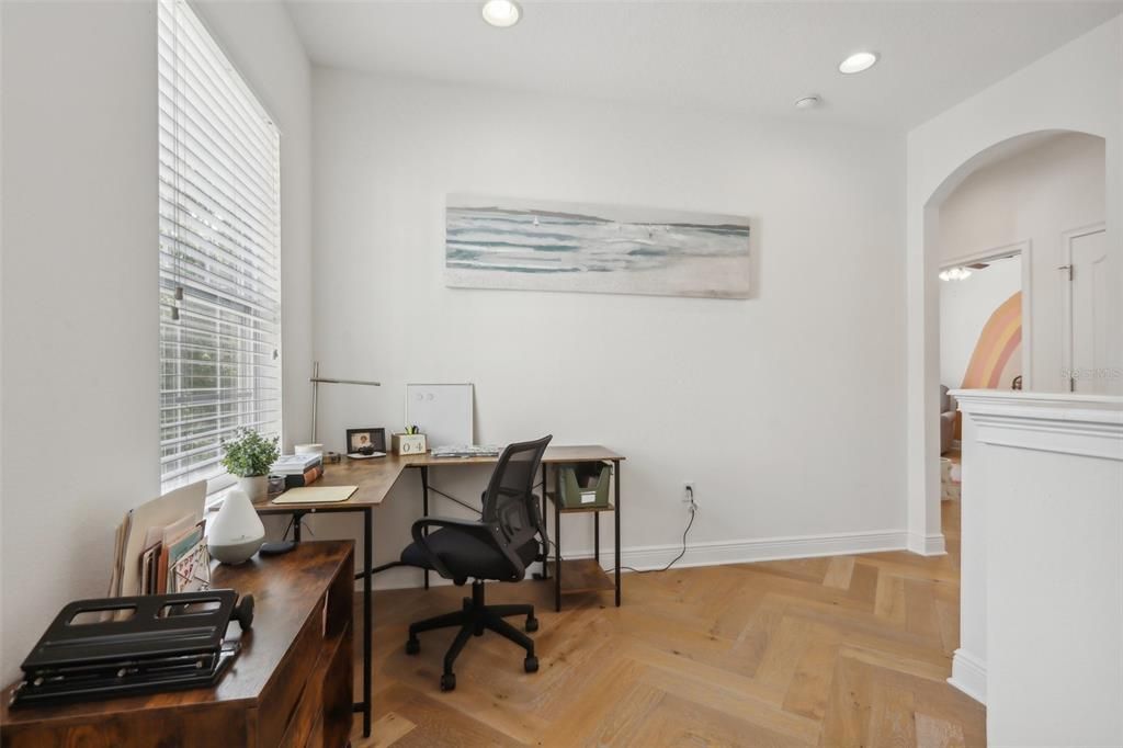 Active With Contract: $625,000 (4 beds, 2 baths, 3129 Square Feet)