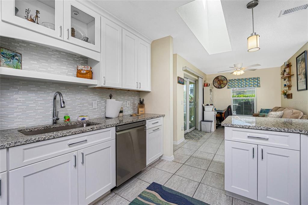 For Sale: $440,000 (3 beds, 2 baths, 1687 Square Feet)