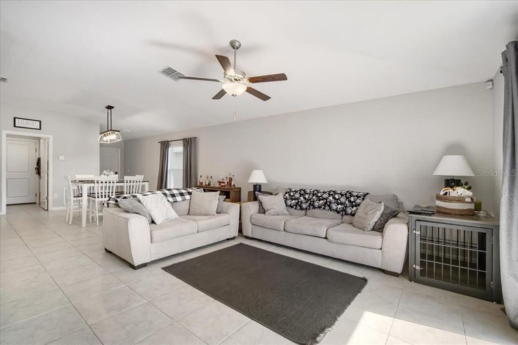 Active With Contract: $340,000 (4 beds, 2 baths, 1841 Square Feet)