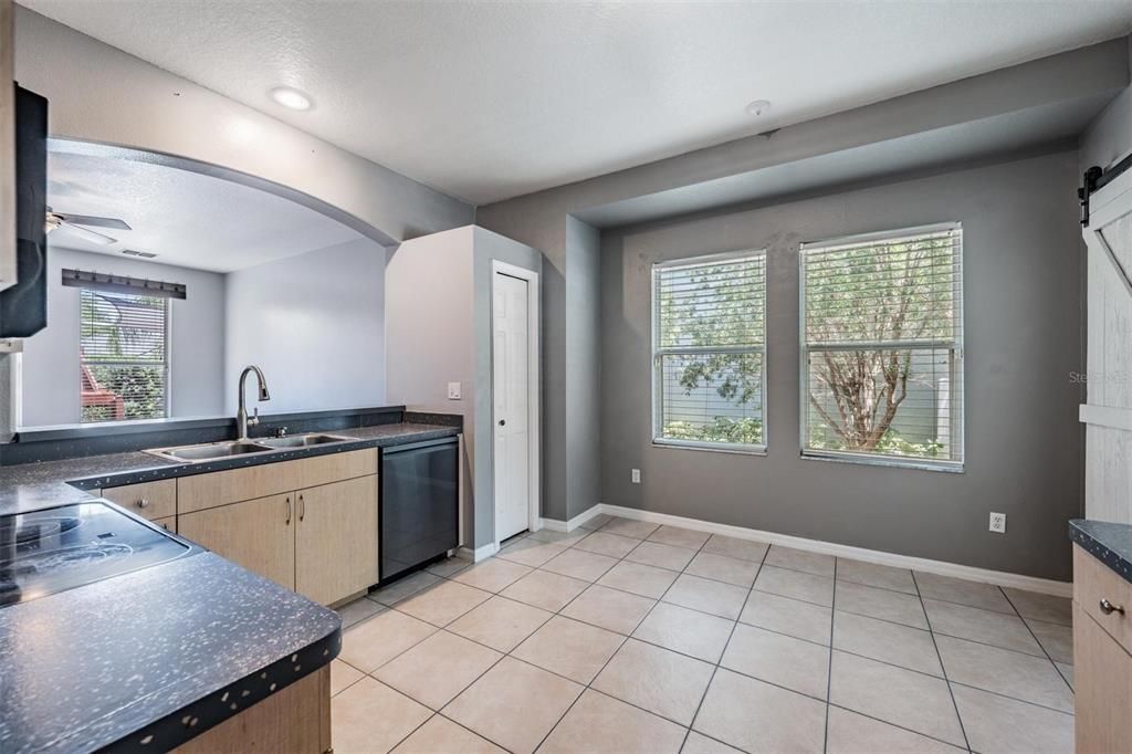 For Sale: $435,000 (4 beds, 2 baths, 1791 Square Feet)