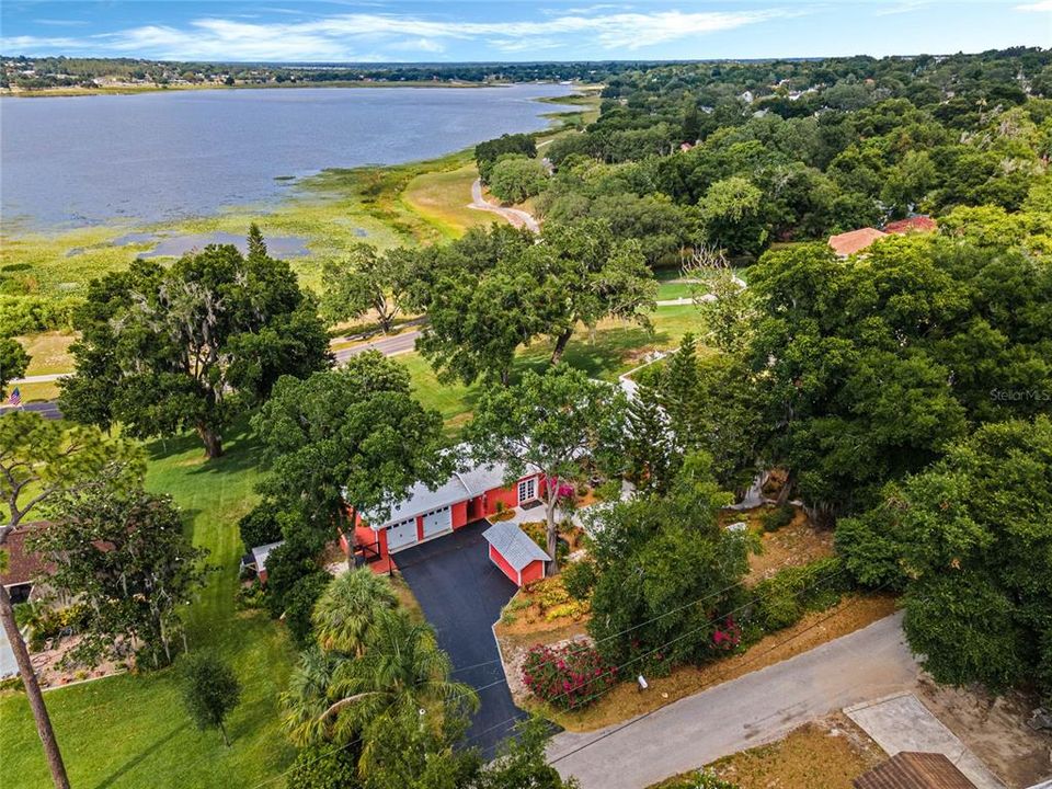 Active With Contract: $600,000 (3 beds, 3 baths, 2492 Square Feet)