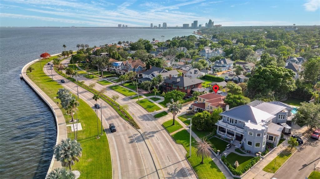 For Sale: $3,995,000 (3 beds, 3 baths, 5023 Square Feet)