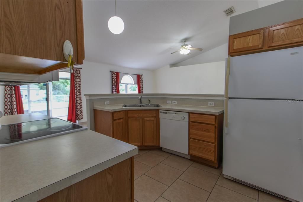 For Sale: $339,900 (3 beds, 2 baths, 1620 Square Feet)