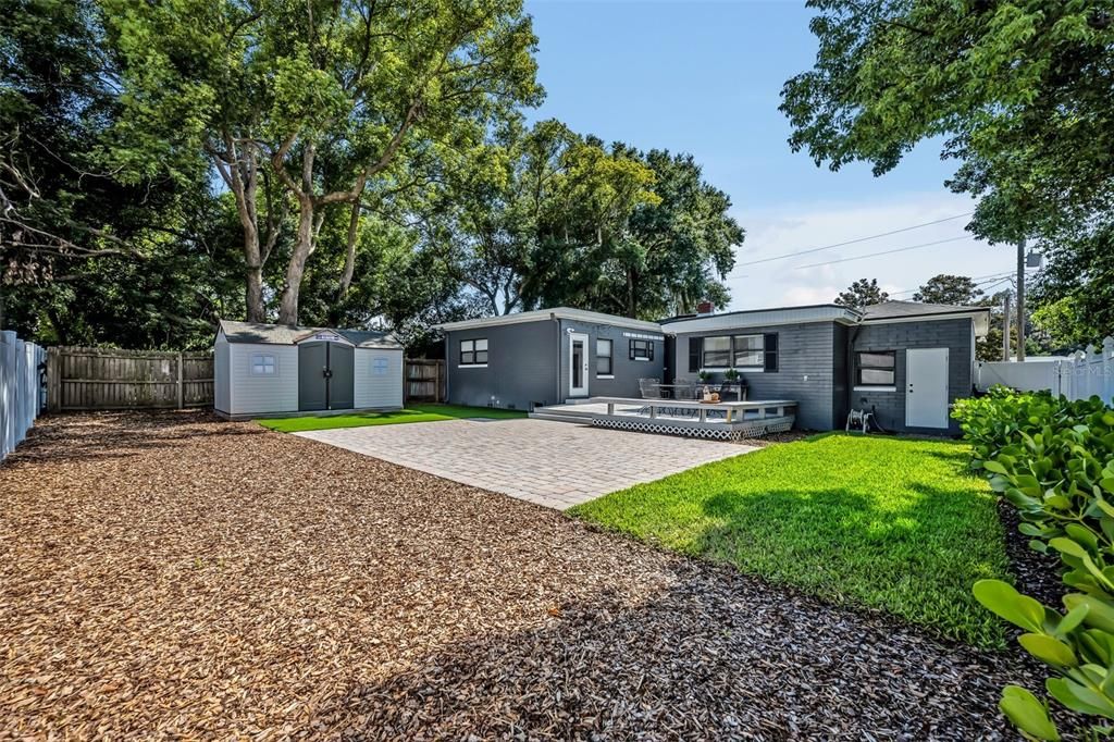 Active With Contract: $530,000 (4 beds, 2 baths, 1594 Square Feet)