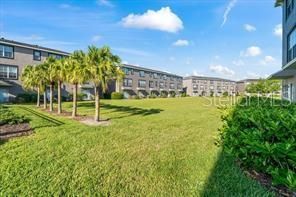 Active With Contract: $2,200 (3 beds, 3 baths, 1917 Square Feet)