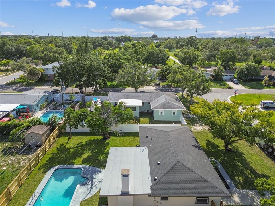 Active With Contract: $549,900 (3 beds, 2 baths, 1818 Square Feet)