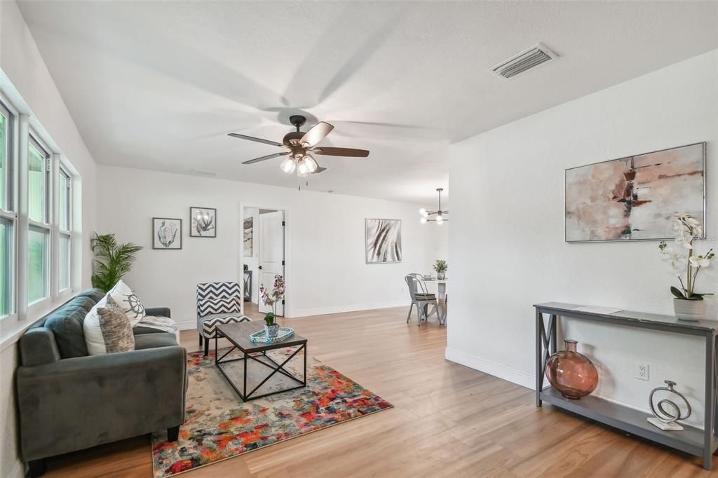 Active With Contract: $549,900 (3 beds, 2 baths, 1818 Square Feet)