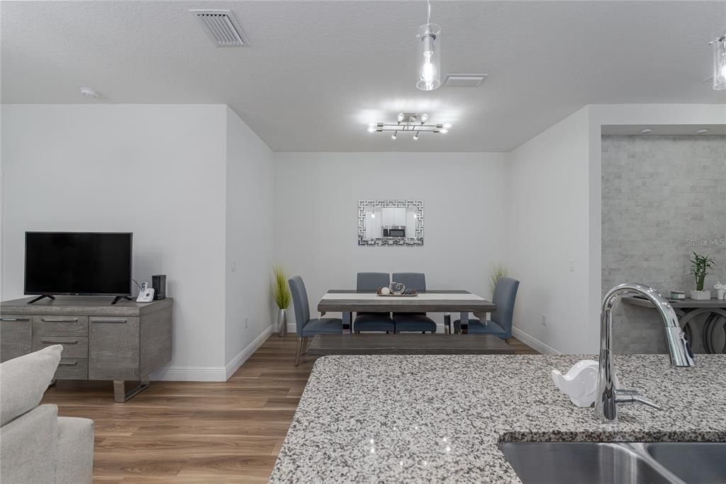 Active With Contract: $2,650 (3 beds, 2 baths, 1766 Square Feet)