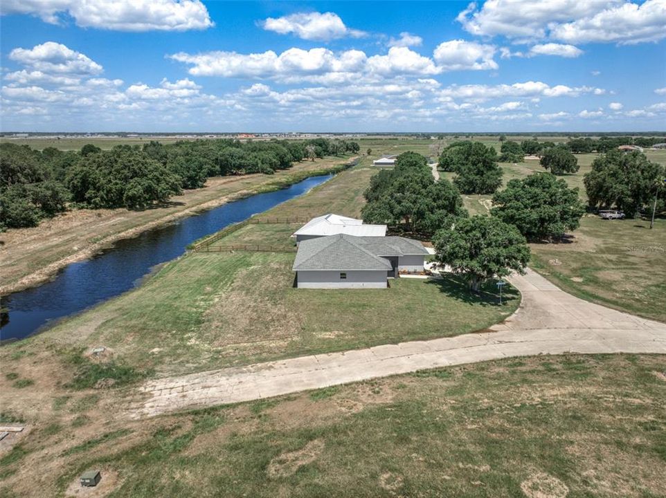 For Sale: $360,000 (3 beds, 2 baths, 1524 Square Feet)