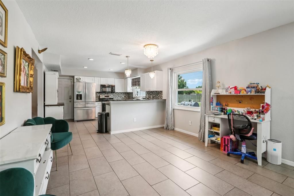 For Sale: $545,000 (5 beds, 2 baths, 2254 Square Feet)