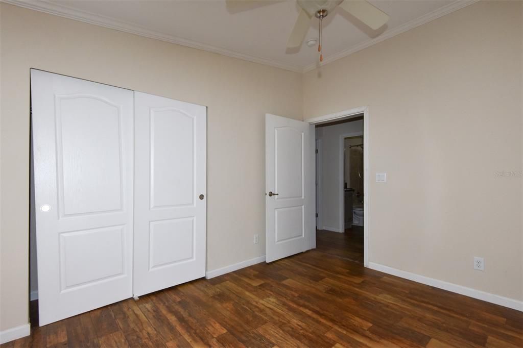 For Sale: $269,000 (3 beds, 2 baths, 1568 Square Feet)