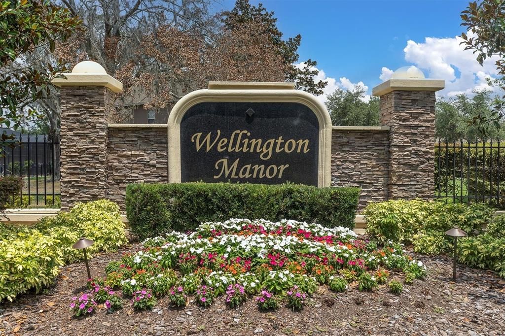 GATED WELLINGTON MANOR