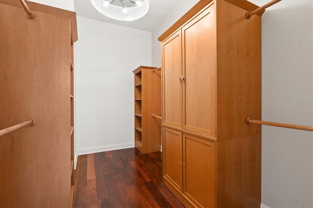 PRIMARY WALK IN CLOSET