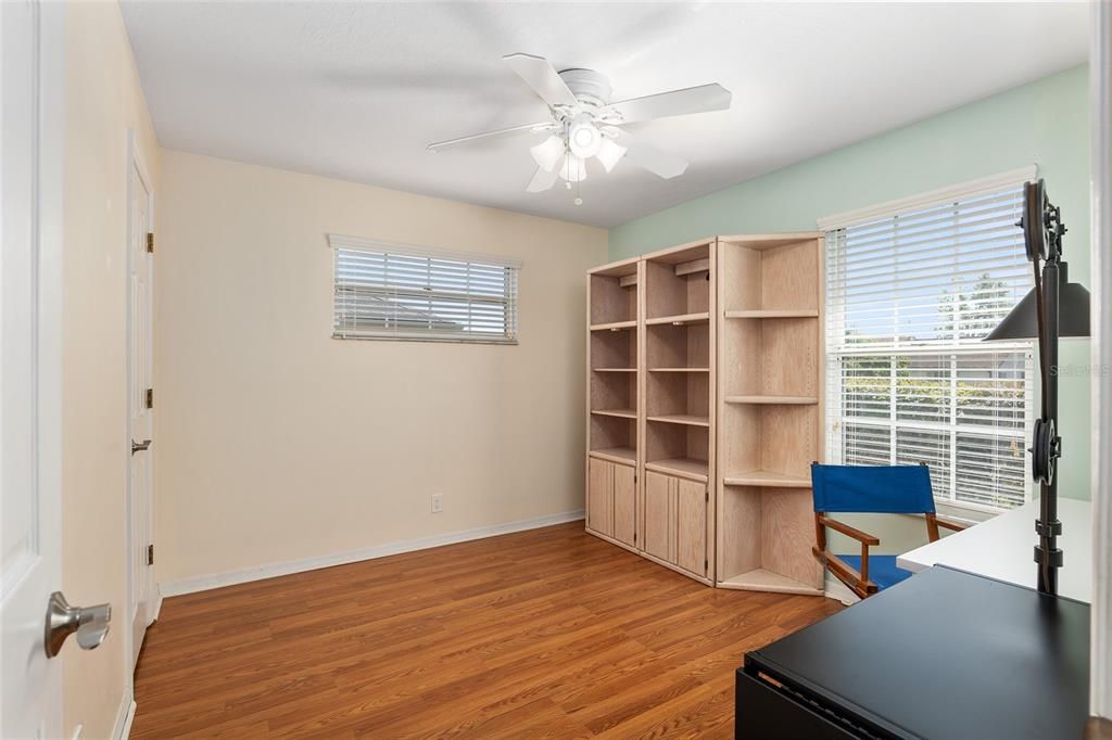 Active With Contract: $259,900 (3 beds, 2 baths, 1224 Square Feet)